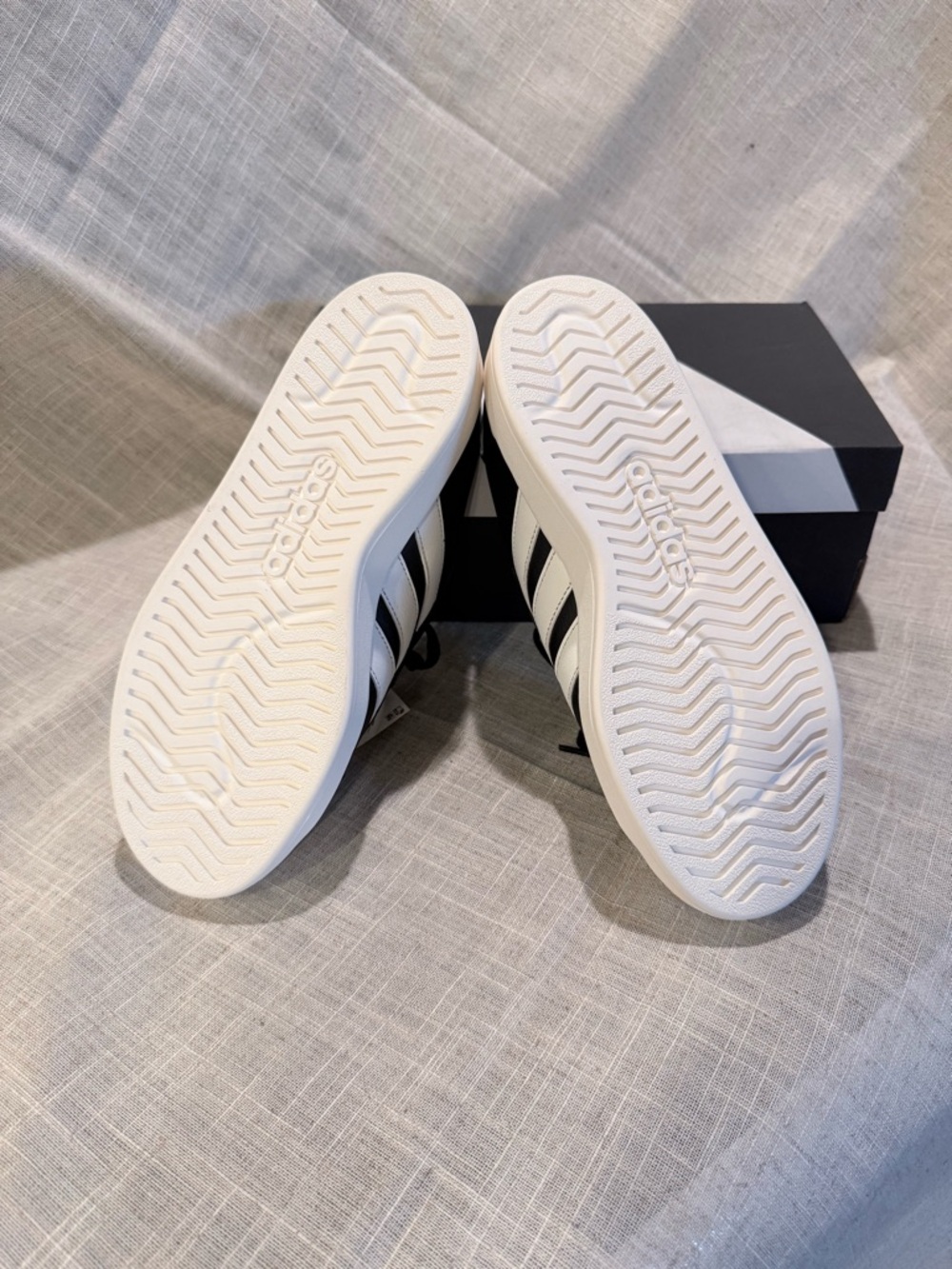 Adidas Street Talk Sneakers | Size 8 | Black White | New with Box - Picture 3 of 4